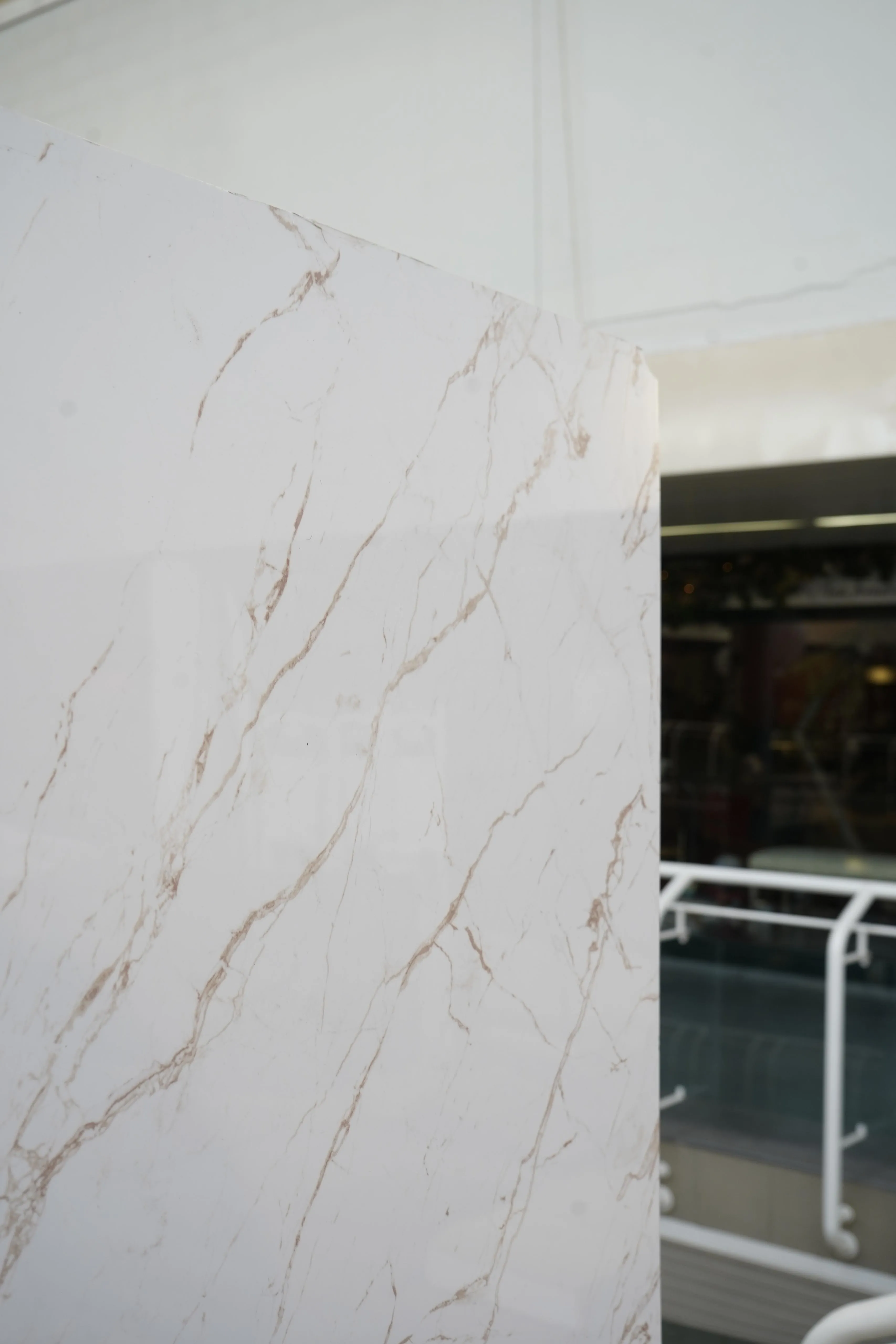 PVC Calacatta Brown view 2